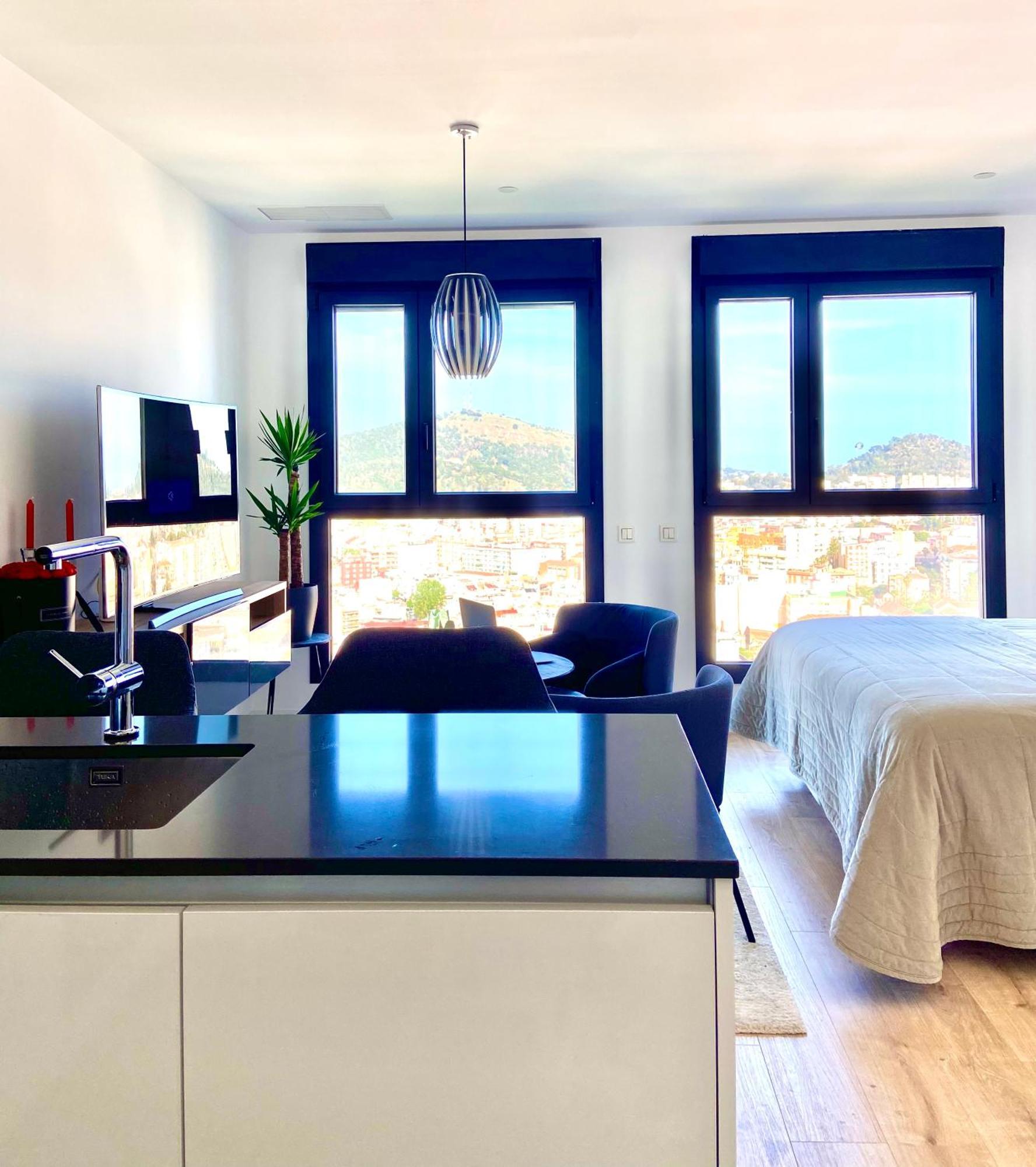 Urban Sky Views Over Malaga Luaran gambar